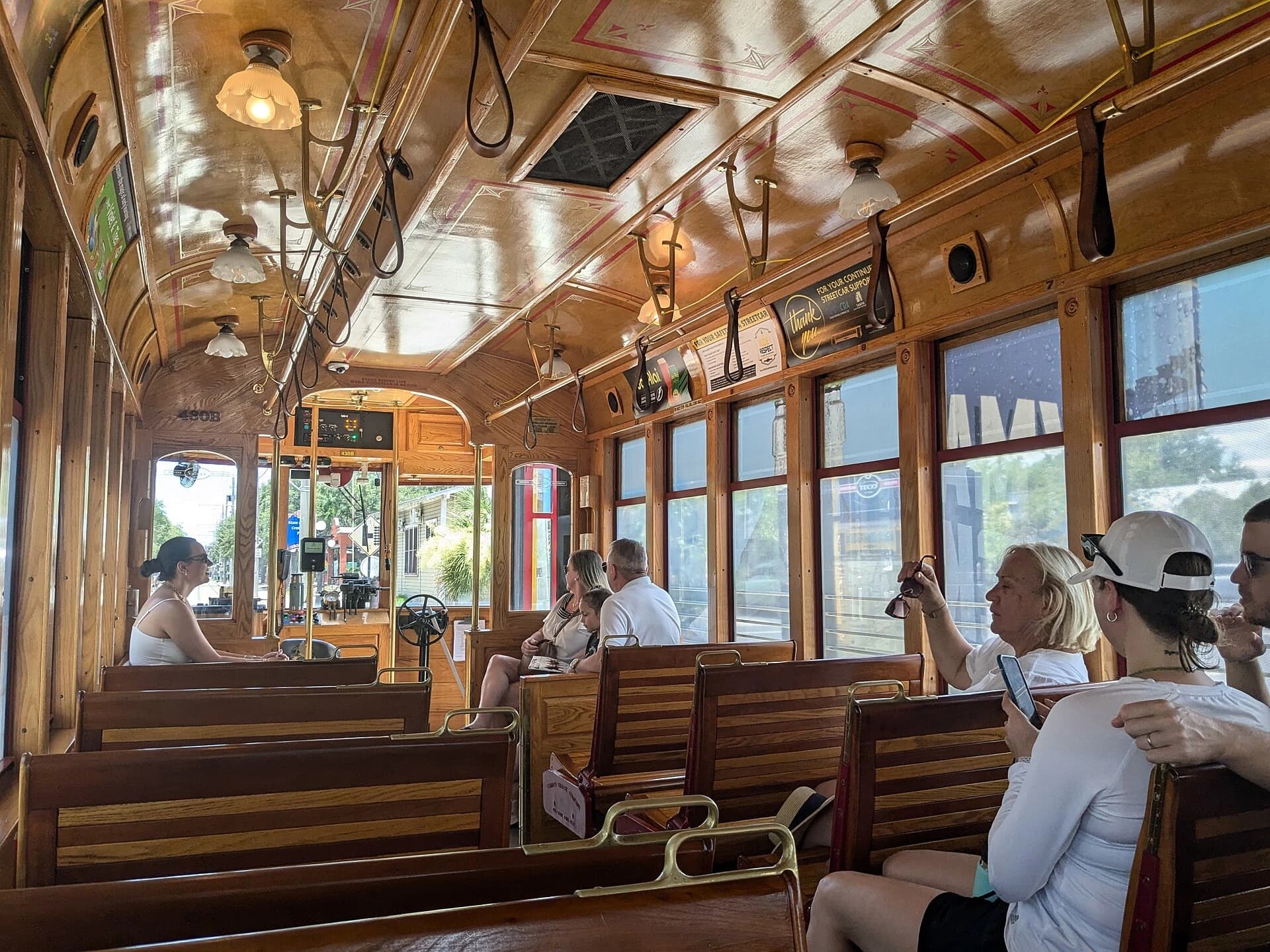 Downtown Tampa braces for heavy Saturday traffic as Pig Jig, Lightning and USF games overlap
